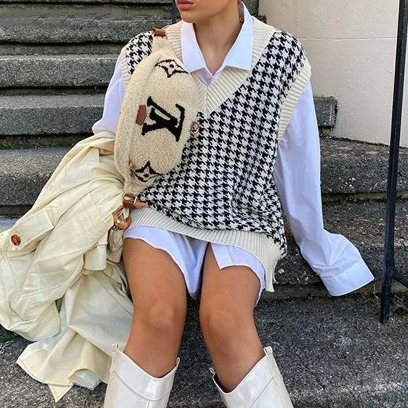 Loose Plaid Knitted Sweater Vest