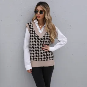 PEOPLETERRITORY New 2025 popular women's clothing Thousand Birds grid v-neck loose knitted vest retro commuter sweater vest